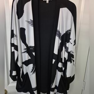 Simpli Clothing Black And White Open Jacket Sz16 Front Black and White Abstract.